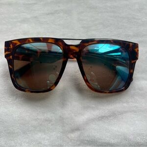 Quay x Chrisspy Sunglasses (Mila)